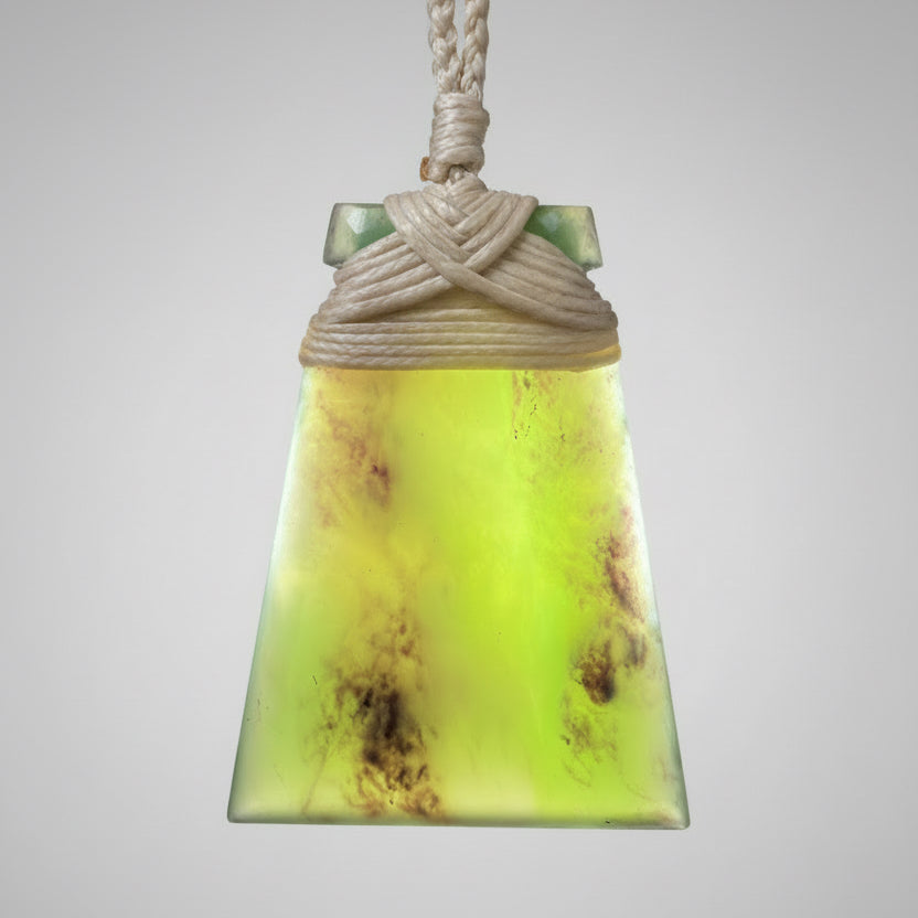 Toki / Adze Pounamu Pendant - NZ Greenstone | Hapopo Īnanga Totoweka