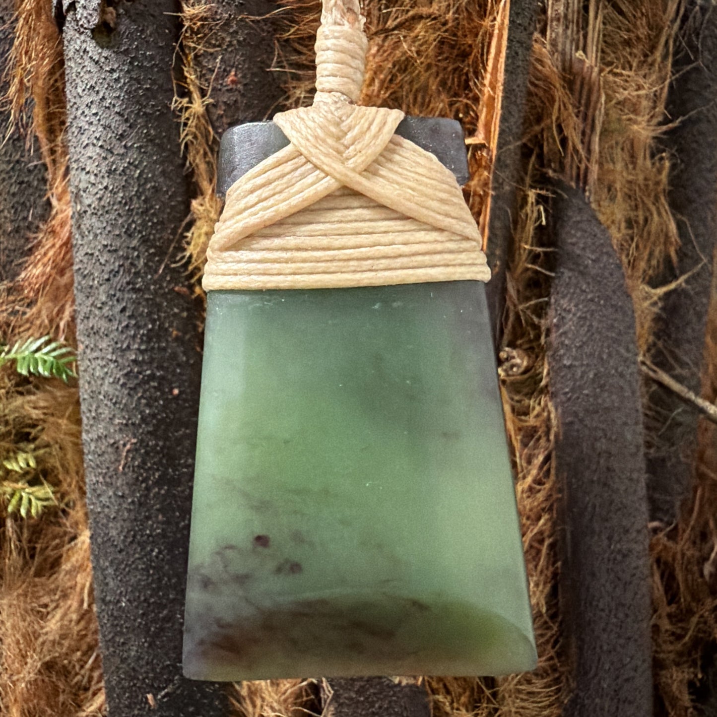 Toki / Adze Pounamu Pendant - NZ Greenstone | Hapopo Īnanga Totoweka