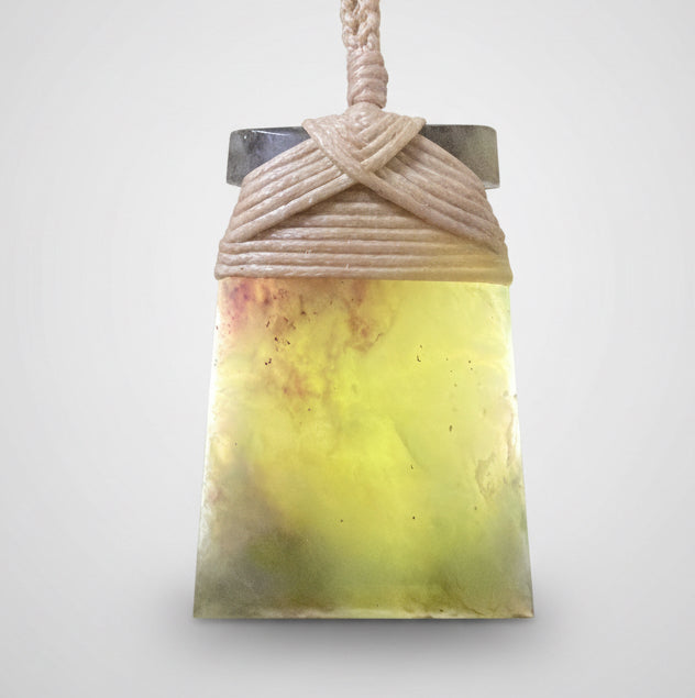 Toki / Adze Pounamu Pendant - NZ Greenstone | Hapopo Īnanga Totoweka
