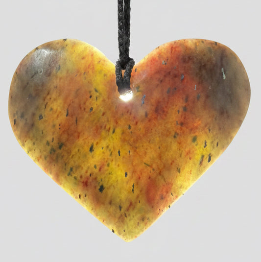 Manawa / Heart Pounamu Pendant - NZ Greenstone | Hapopo Totoweka