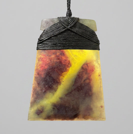Toki / Adze Pounamu Pendant - NZ Greenstone | Hapopo Īnanga Totoweka