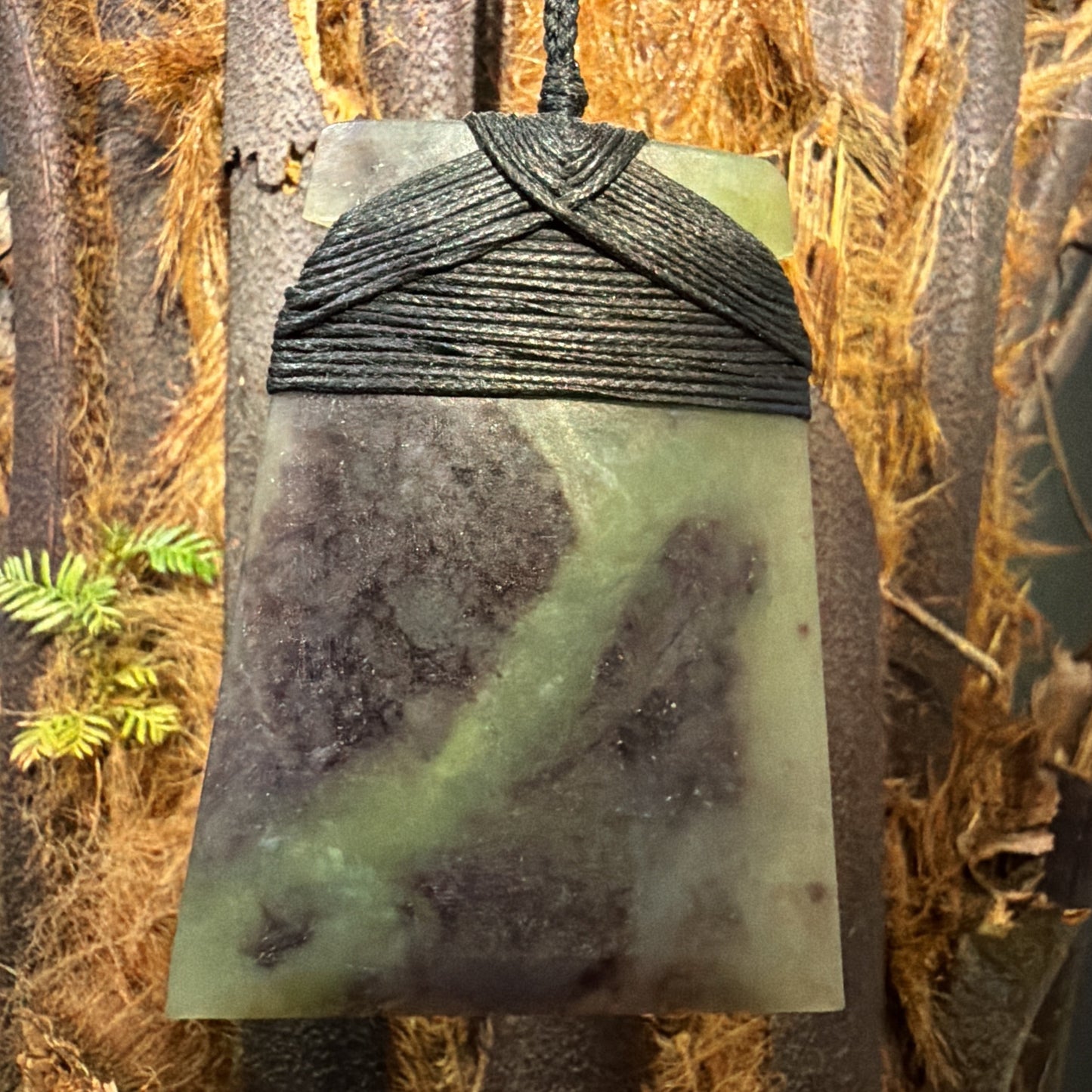 Toki / Adze Pounamu Pendant - NZ Greenstone | Hapopo Īnanga Totoweka