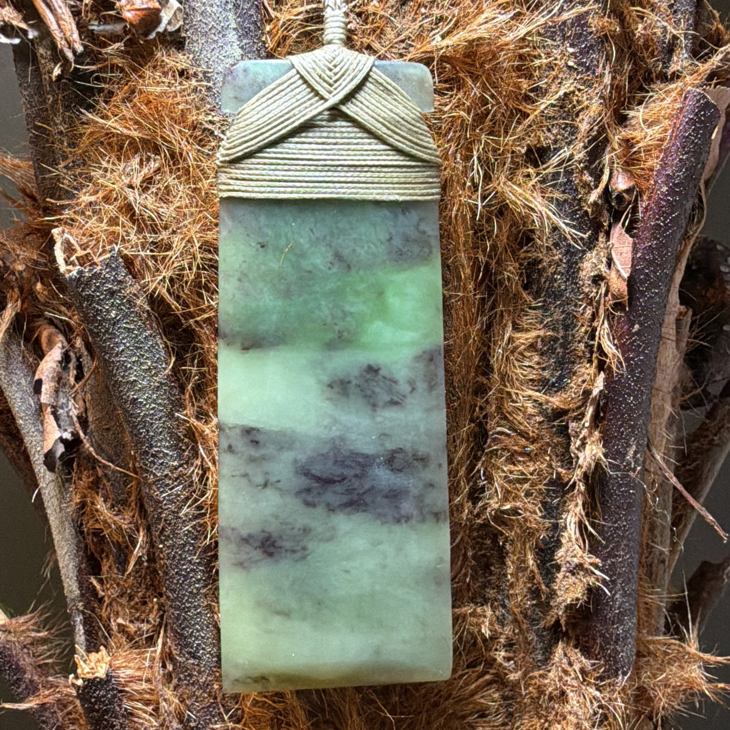 Toki / Adze Pounamu Pendant - NZ Greenstone | Hapopo Īnanga Totoweka