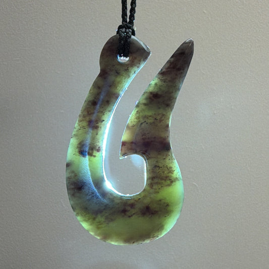 Hei Matau / Fish Hook Pounamu Pendant - NZ Greenstone | Hapopo Totoweka