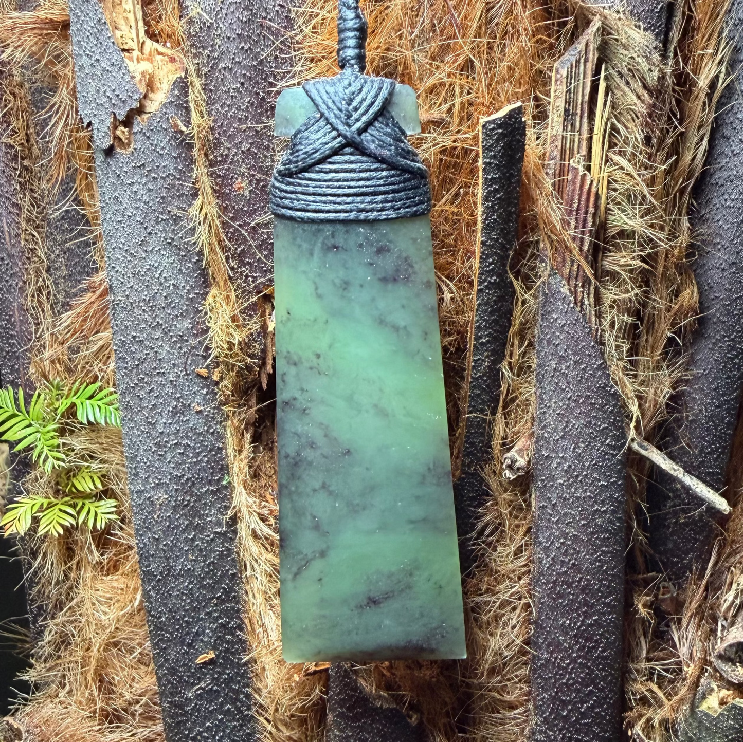 Toki / Adze Pounamu Pendant - NZ Greenstone | Hapopo Īnanga Totoweka
