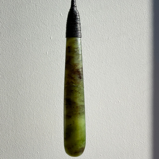 Roimata / Teardrop Pounamu Pendant - NZ Greenstone | Hapopo Totoweka